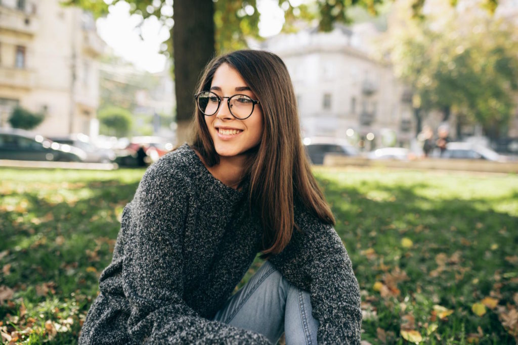 Niewielu kobietom przychodzi do głowy, że mogą potrzebować okularów korekcyjnych